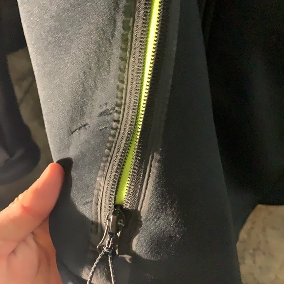 Nike Waterproof Jacket. - Picture 6 of 10